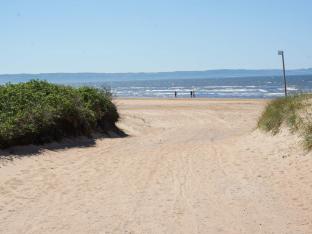 Guesthouse Near Skummelsov Beach