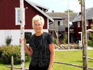 Lanthotell Lögnäs Gård